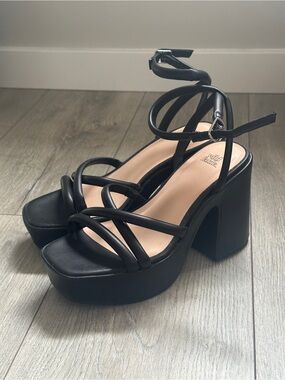 Wild Fable - Platform Strappy Sandals